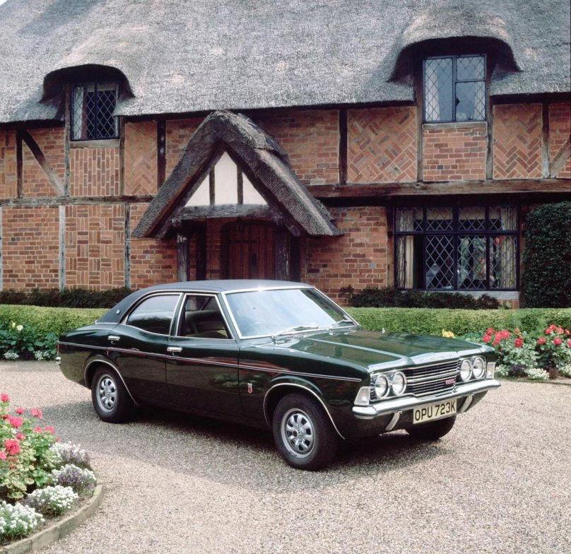 Ford Cortina