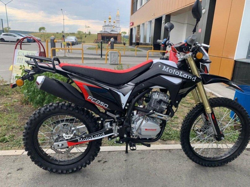 Мотолэнд FC 250