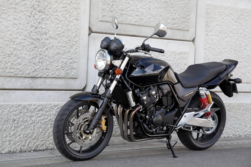 Хонда CB 400