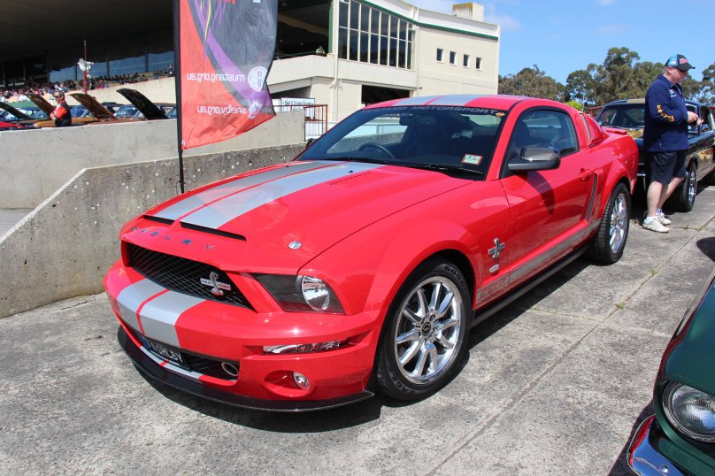 Форд Мустанг gt 500 2005