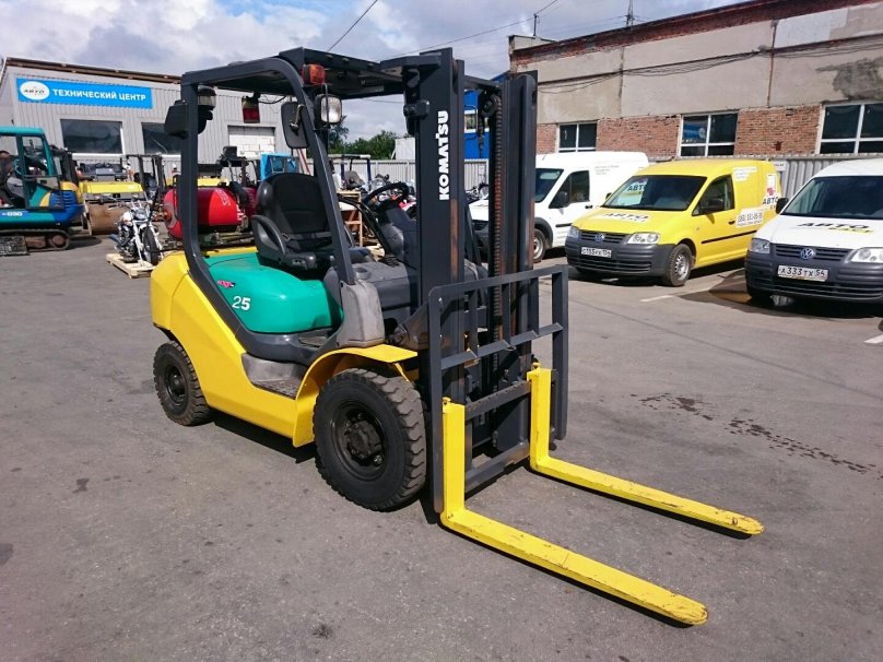 Komatsu fg25t-16 fg25t-16