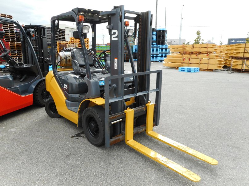 Автопогрузчик Zoomlion fd25