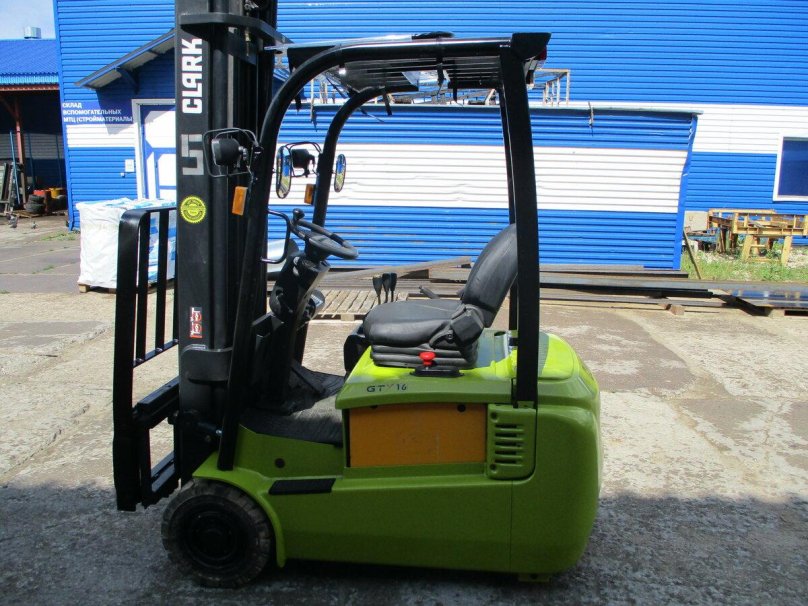 Clark gtx16