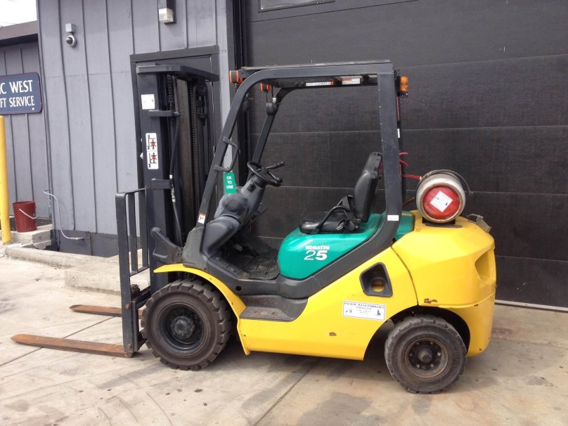 Komatsu fg25t-16 fg25t-16