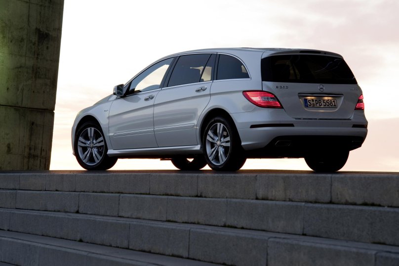 Мерседес r class 2011
