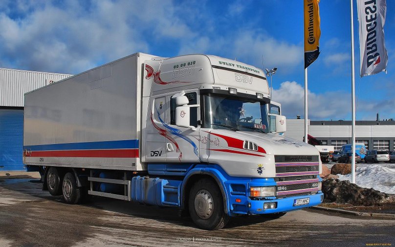 Скания капотник