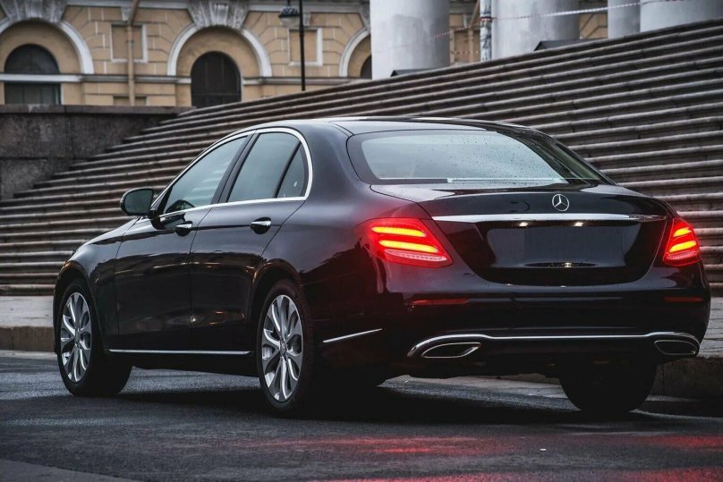 Мерседес w213