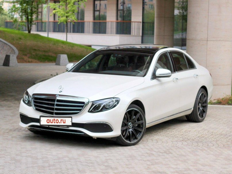 Mercedes e200 w213 белый