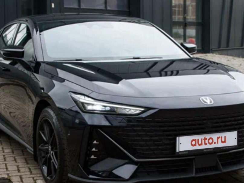 Changan Uni-v черный