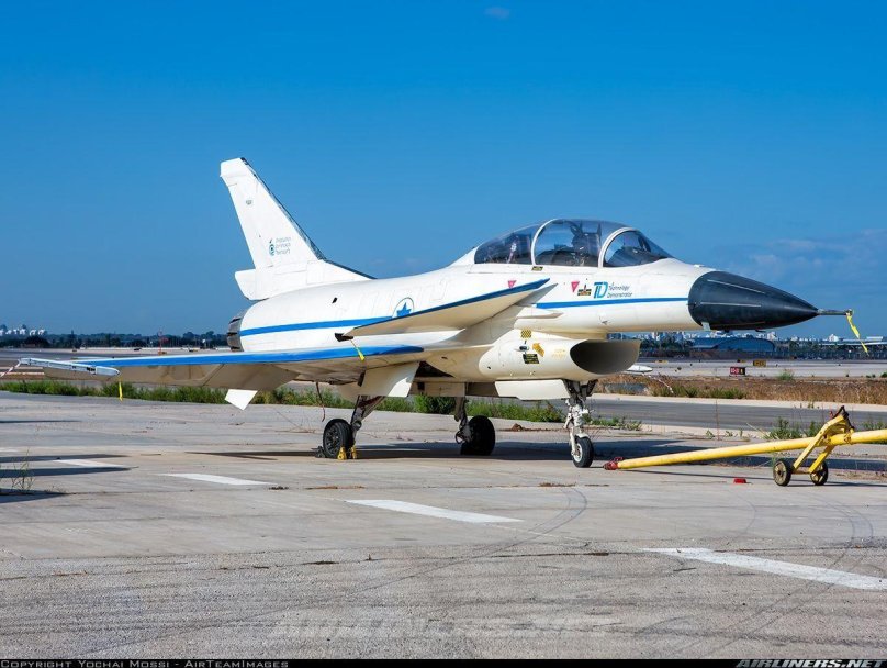 Израильский истребитель лави