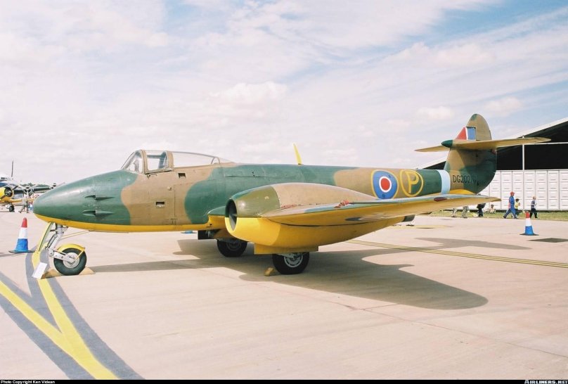 Глостер Метеор 11