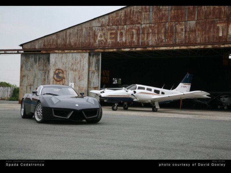 Автомобиль спада