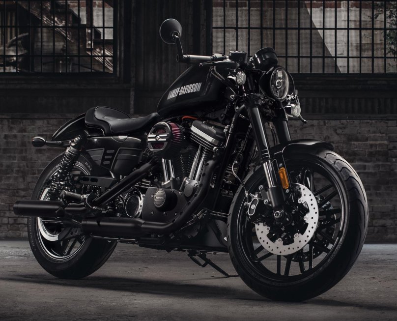 Харлей Дэвидсон родстер