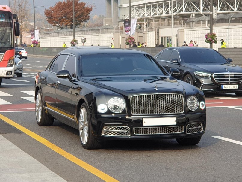 Bentley Mulsanne EWB