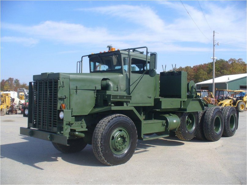 Тягач Ошкош м911