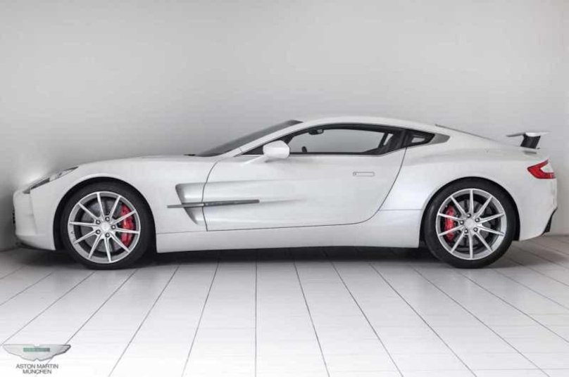 Aston Martin one-77 салон