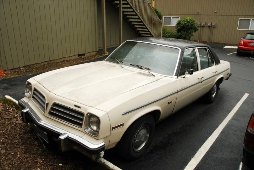 Pontiac Ventura 1976