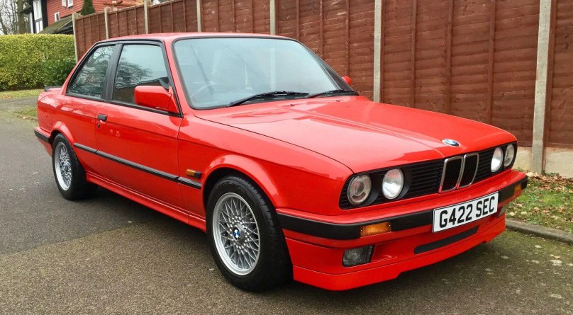 BMW 318 e30