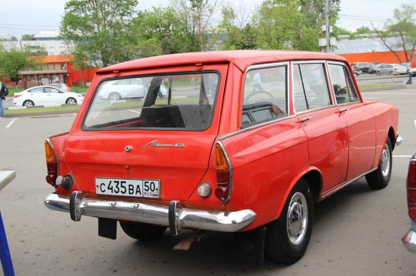 Москвич 427 универсал
