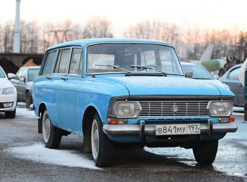 АЗЛК Москвич 426