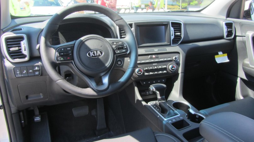 Kia Sportage Prestige салон