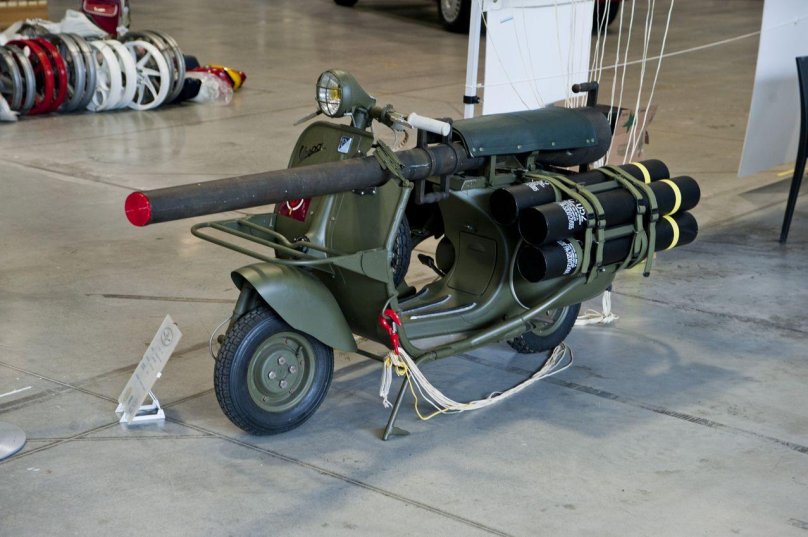 Противотанковый мотороллер Vespa 150 tap