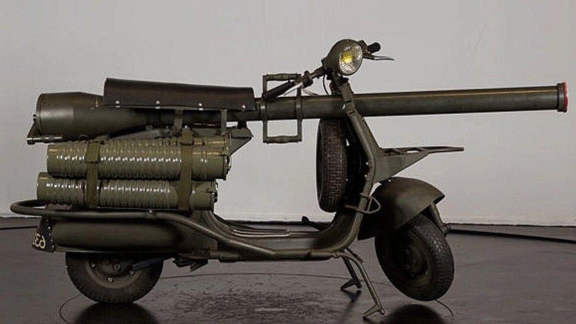 Противотанковый мотороллер Vespa 150 tap