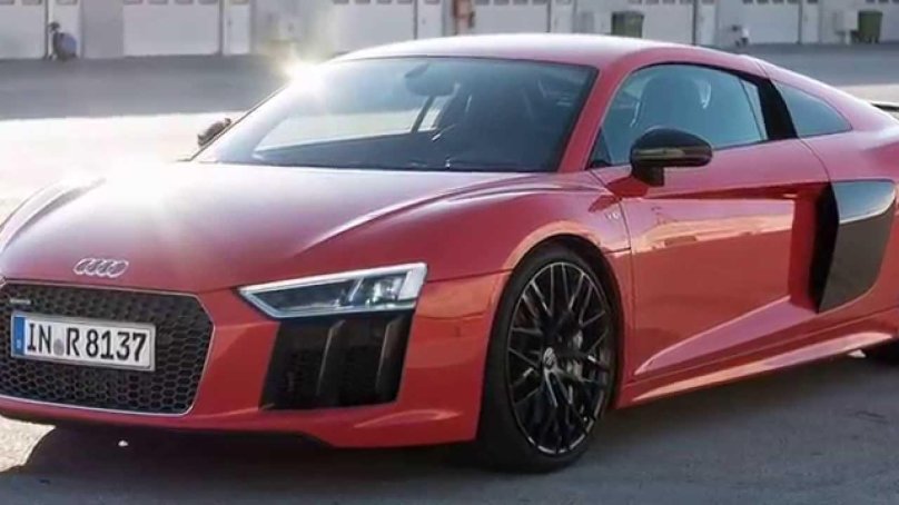 Ауди r8 2017