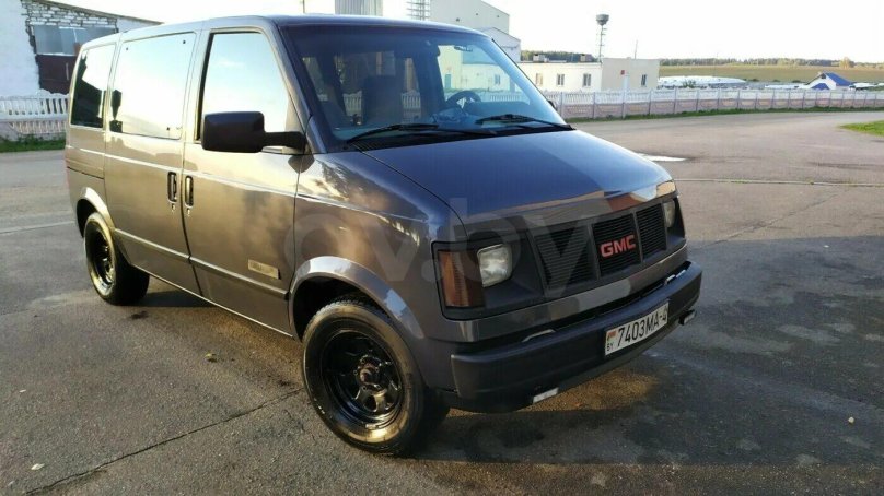 GMC Safari 2002