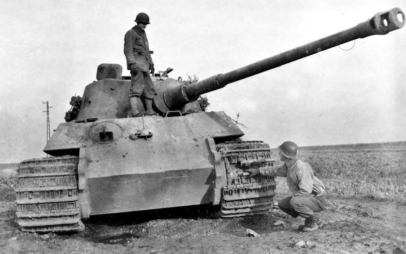 Танки Королевский тигр 1944