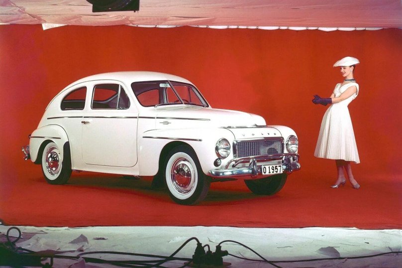 Volvo pv444