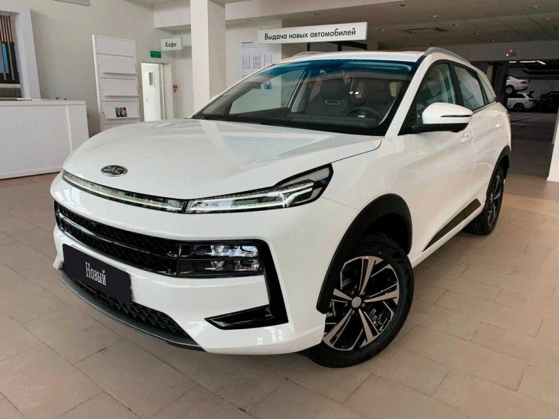 Автомобиль JAC js6