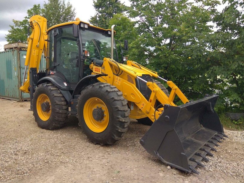 Экскаватор-погрузчик Liugong clg777a-s