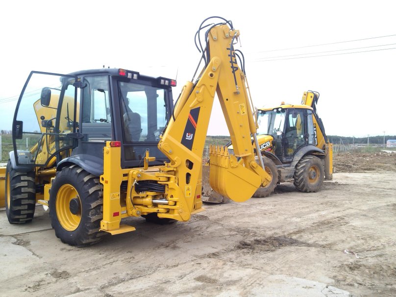 Экскаватор-погрузчик Liugong 777a-s