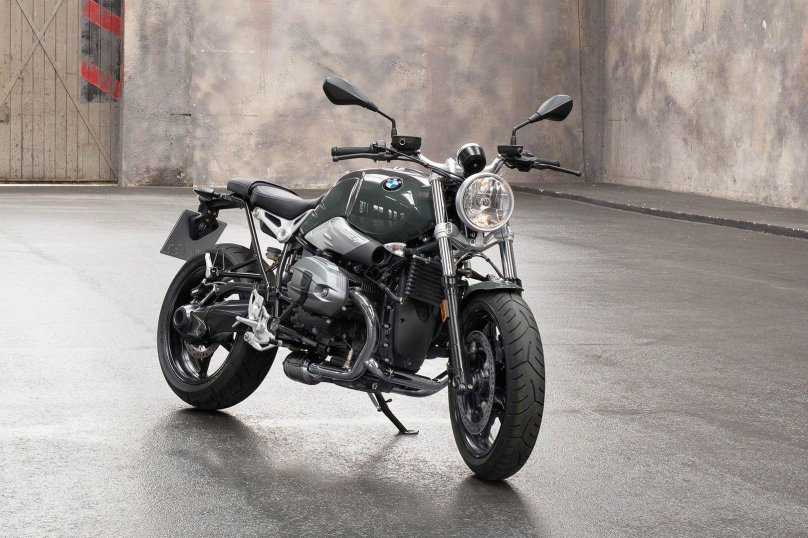 BMW R Nine