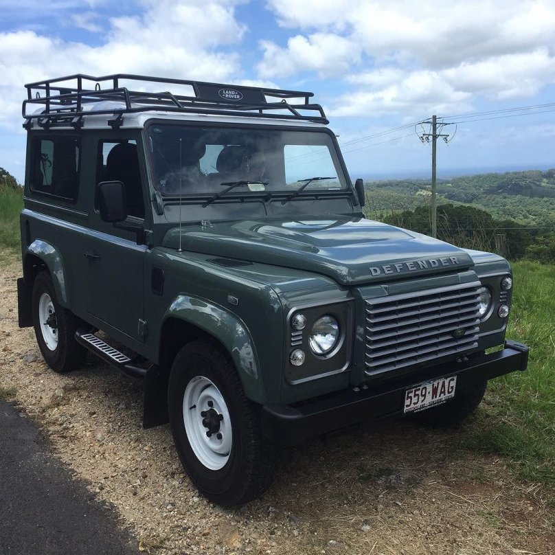 Ленд Ровер Дефендер