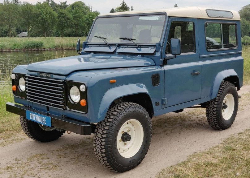 Лэнд Ровер Дефендер 1992