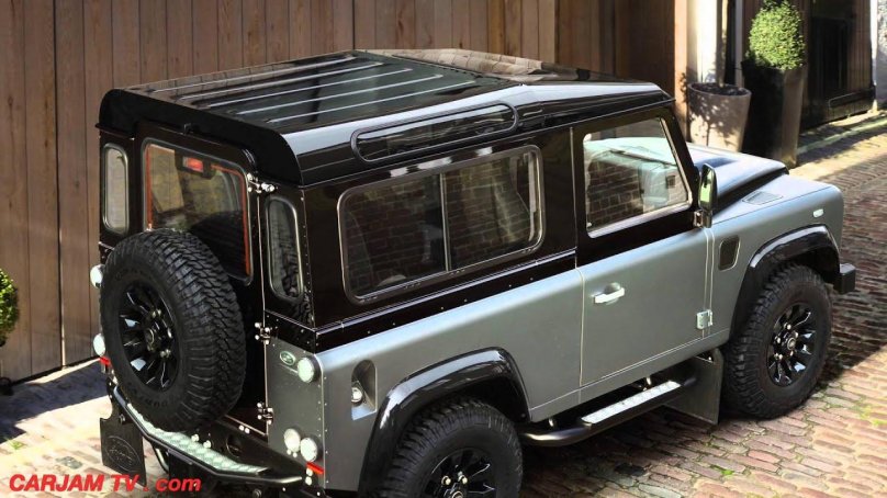 Ленд Ровер Дефендер 4