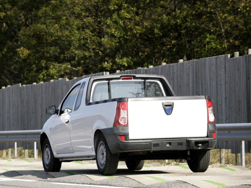Dacia Logan пикап