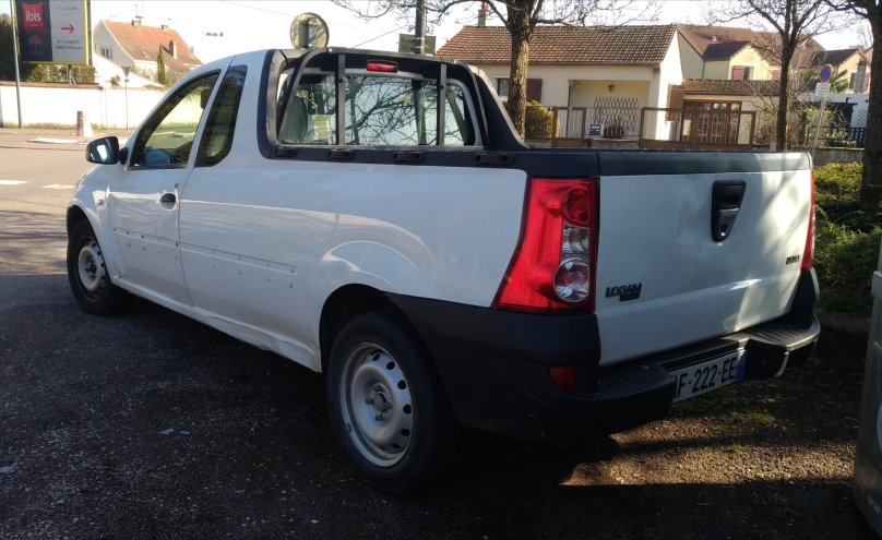 Dacia pick-up