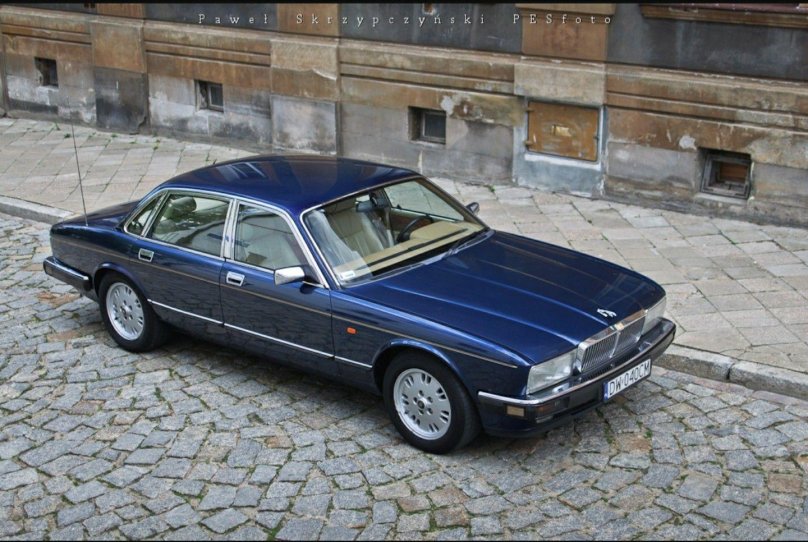 Ягуар xj40