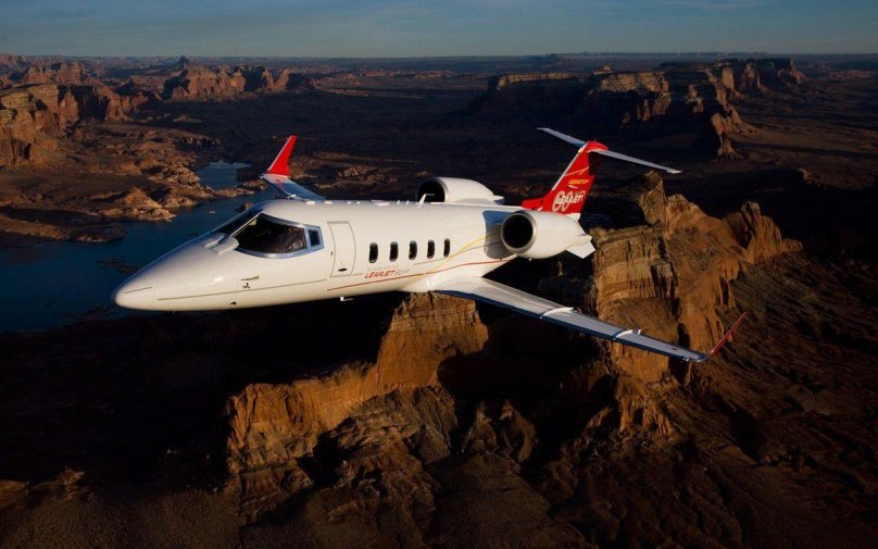 Learjet 60