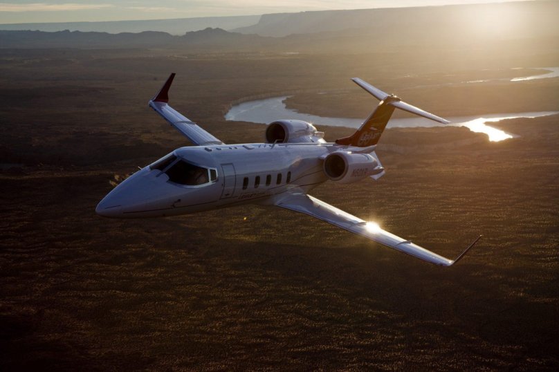 Самолёт Bombardier Learjet