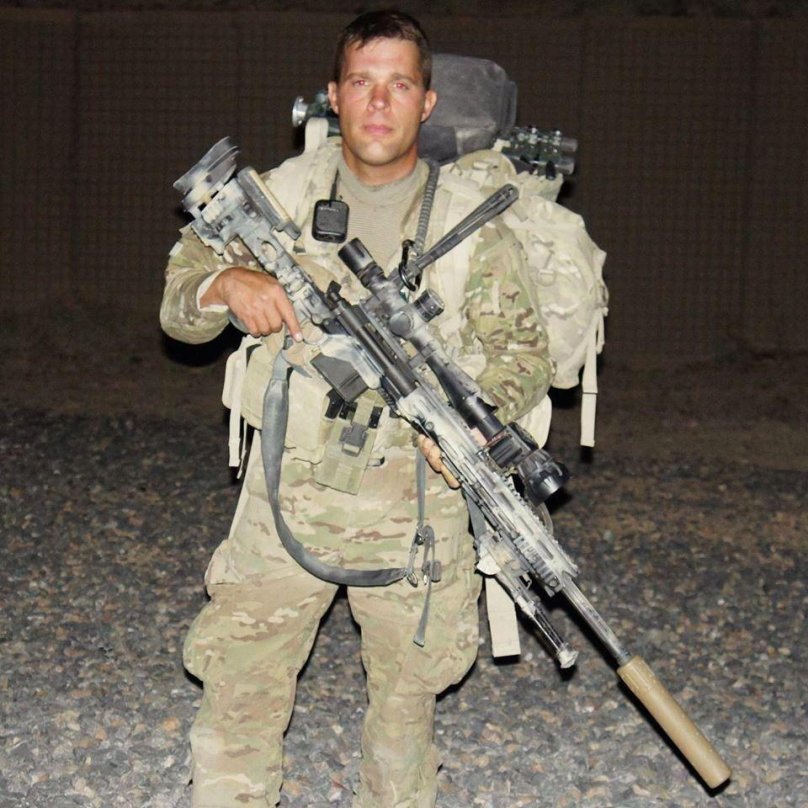 Снайпер марксман