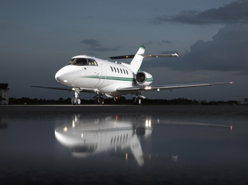 Hawker 750 бизнес Джет
