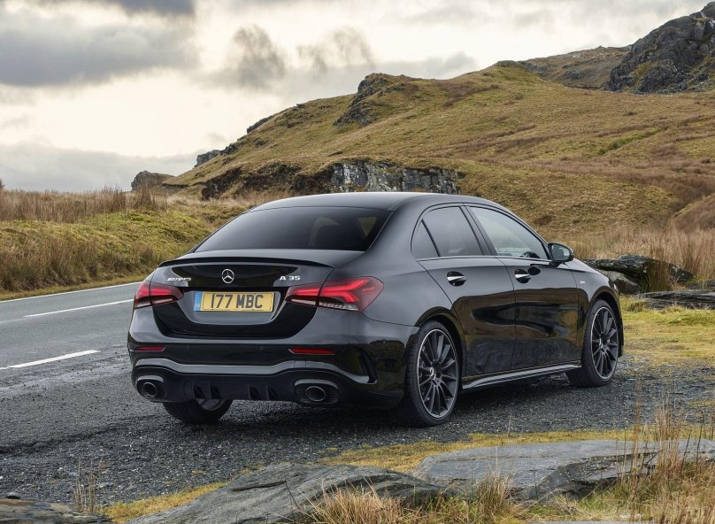 Mercedes Benz AMG a35