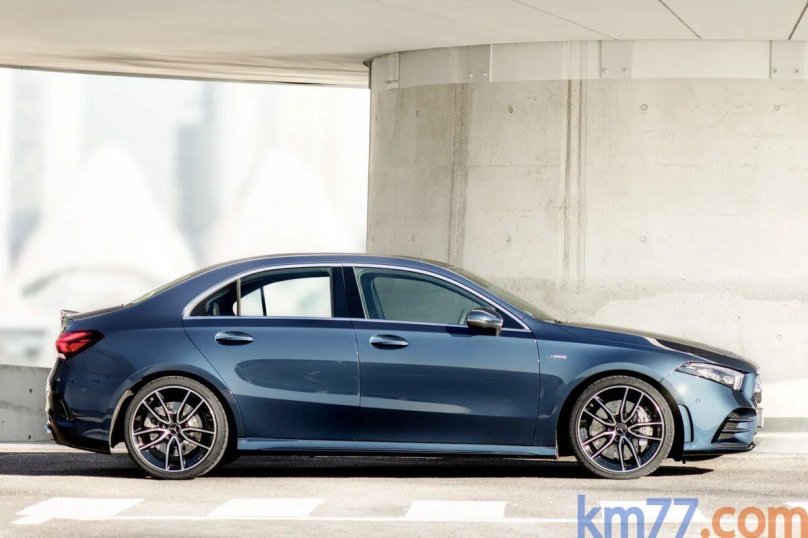 Мерседес а35 AMG