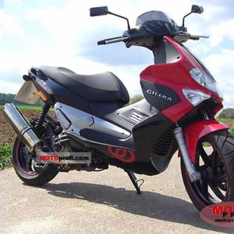 Gilera VXR 200