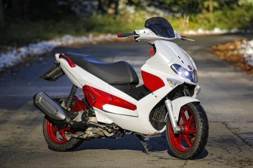 Gilera VXR 200