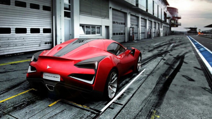 Автомобиль красный